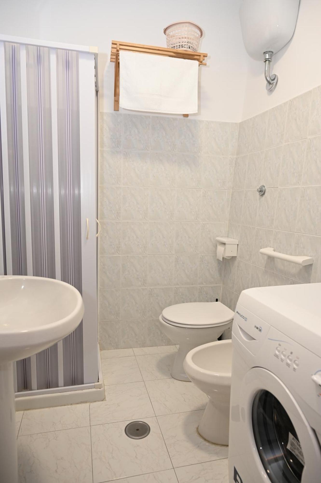 Karlin'S House Anzi - Albergo Diffuso ภายนอก รูปภาพ
