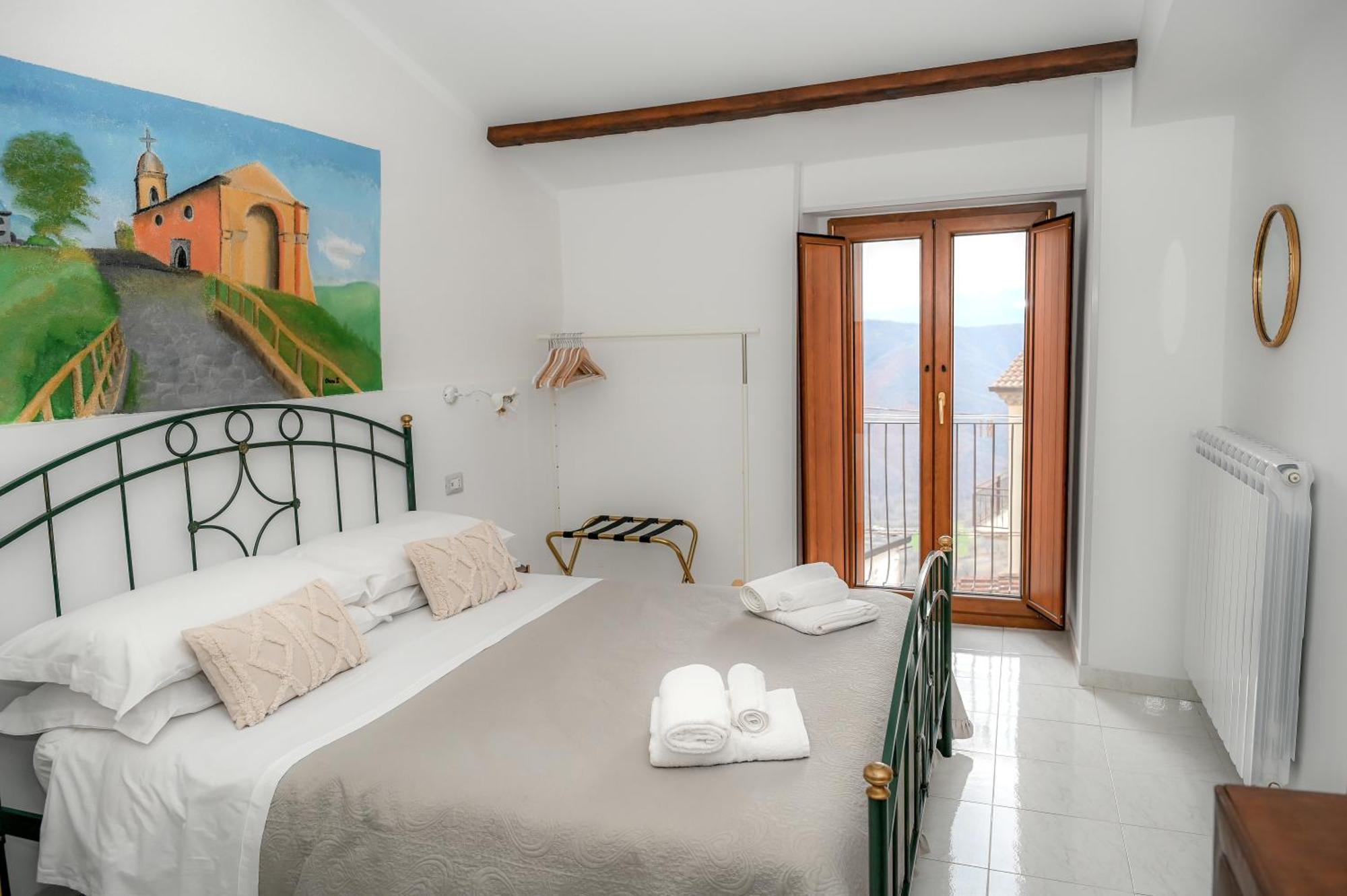 Karlin'S House Anzi - Albergo Diffuso ภายนอก รูปภาพ