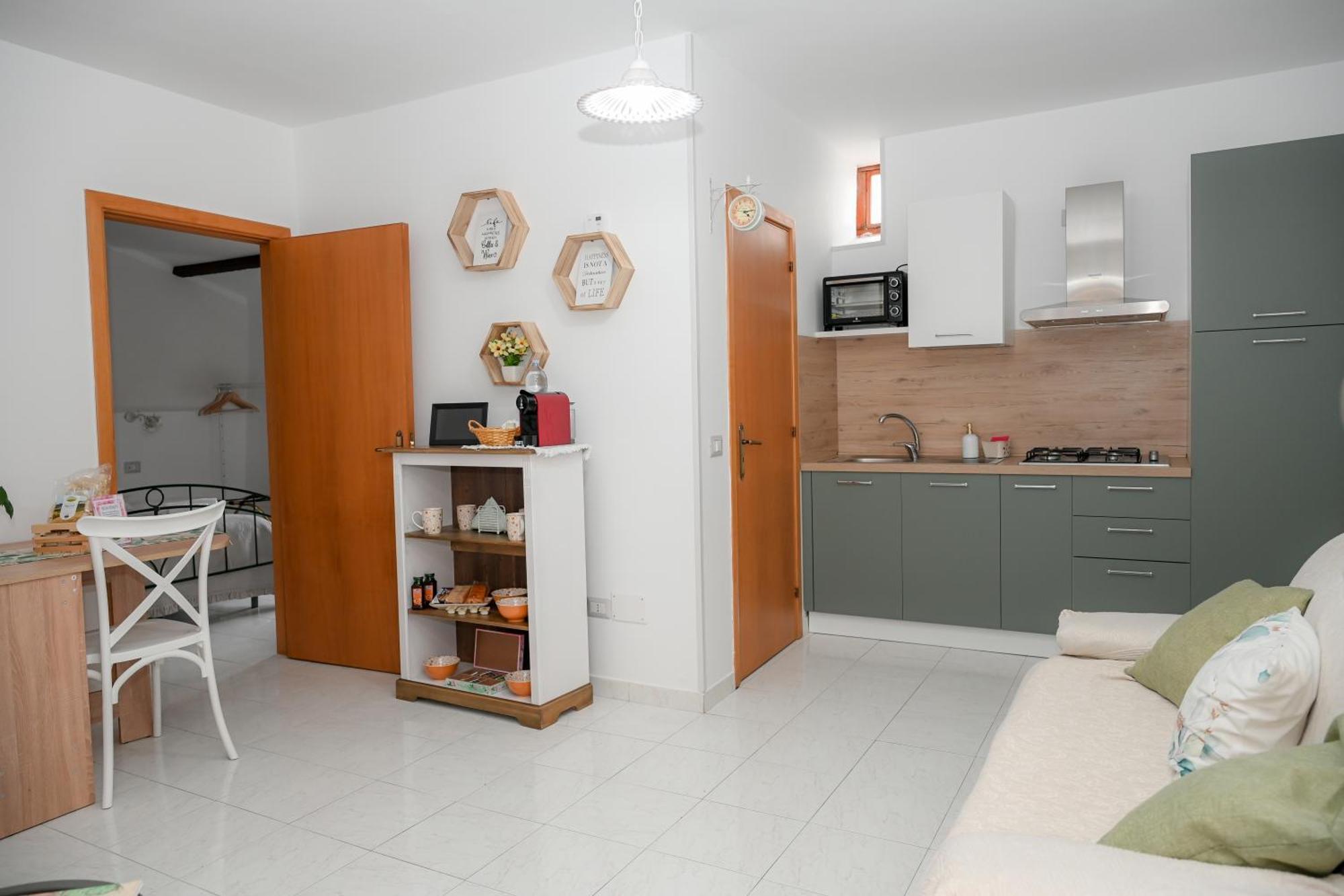 Karlin'S House Anzi - Albergo Diffuso ภายนอก รูปภาพ